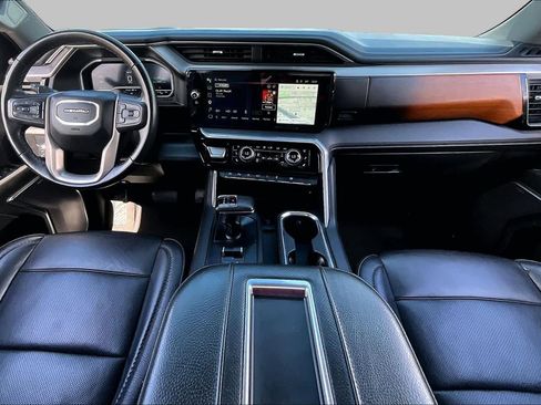 Used 2022 GMC Sierra 1500 Denali RWD image 16