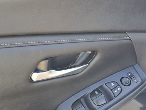 Certified 2024 Nissan Sentra SV FWD image 18