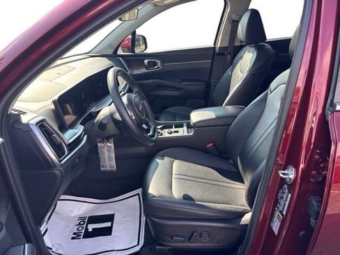 Certified 2024 Kia Sorento S w/ Panoramic Sunroof Package AWD/4WD image 10