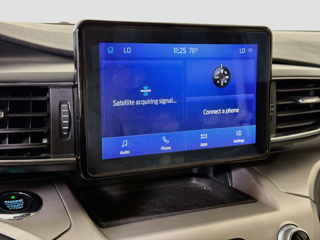 Used 2020 Ford Explorer XLT w/ Equipment Group 202A RWD image 32