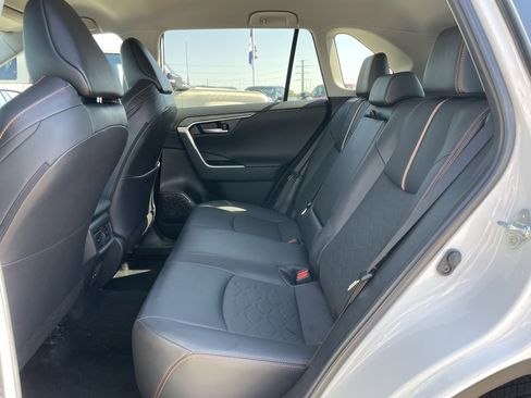 Used 2024 Toyota RAV4 Adventure image 8