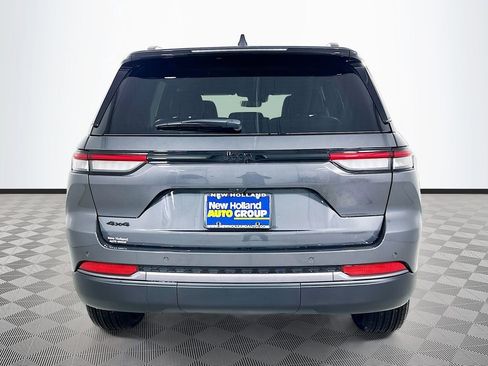 New 2026 Jeep Grand Cherokee Altitude AWD/4WD image 6