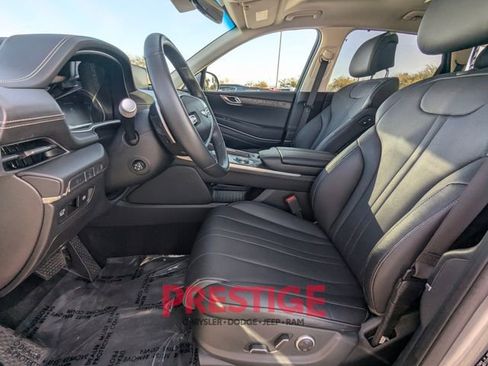 Used 2024 Genesis GV80 3.5T image 25