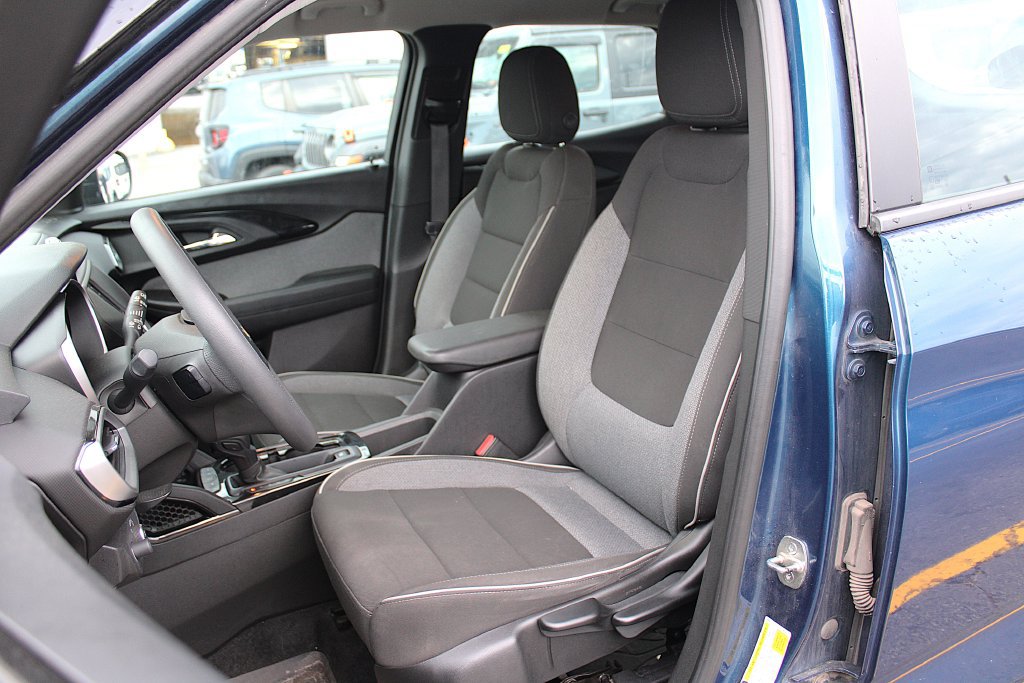 Used 2021 Chevrolet TrailBlazer LS AWD/4WD image 6
