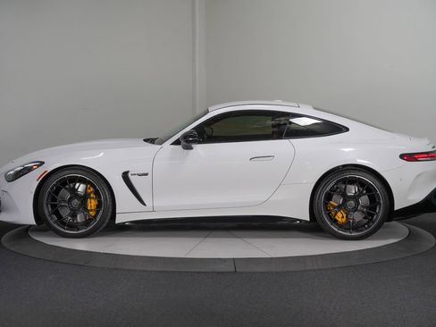 Used 2025 Mercedes-Benz AMG GT 55 image 7