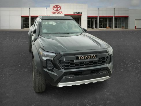 New 2026 Toyota Tacoma 4x4 Double Cab Hybrid image 13