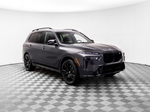 New 2026 BMW X7 M60i AWD/4WD image 8