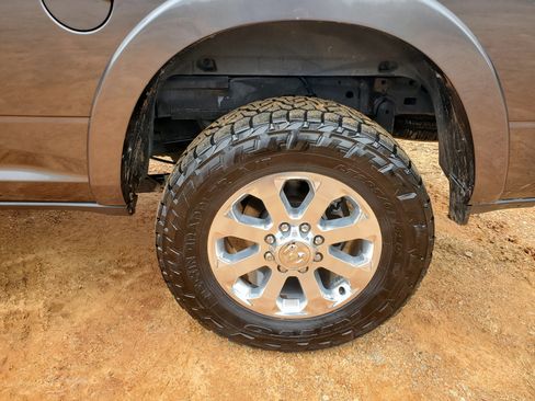 Used 2020 RAM 2500 Laramie image 7