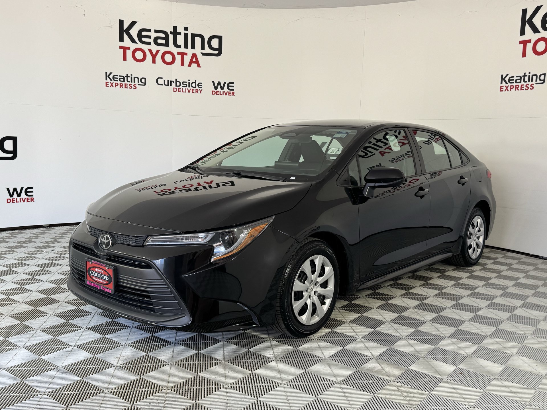 Certified 2025 Toyota Corolla LE FWD image 10