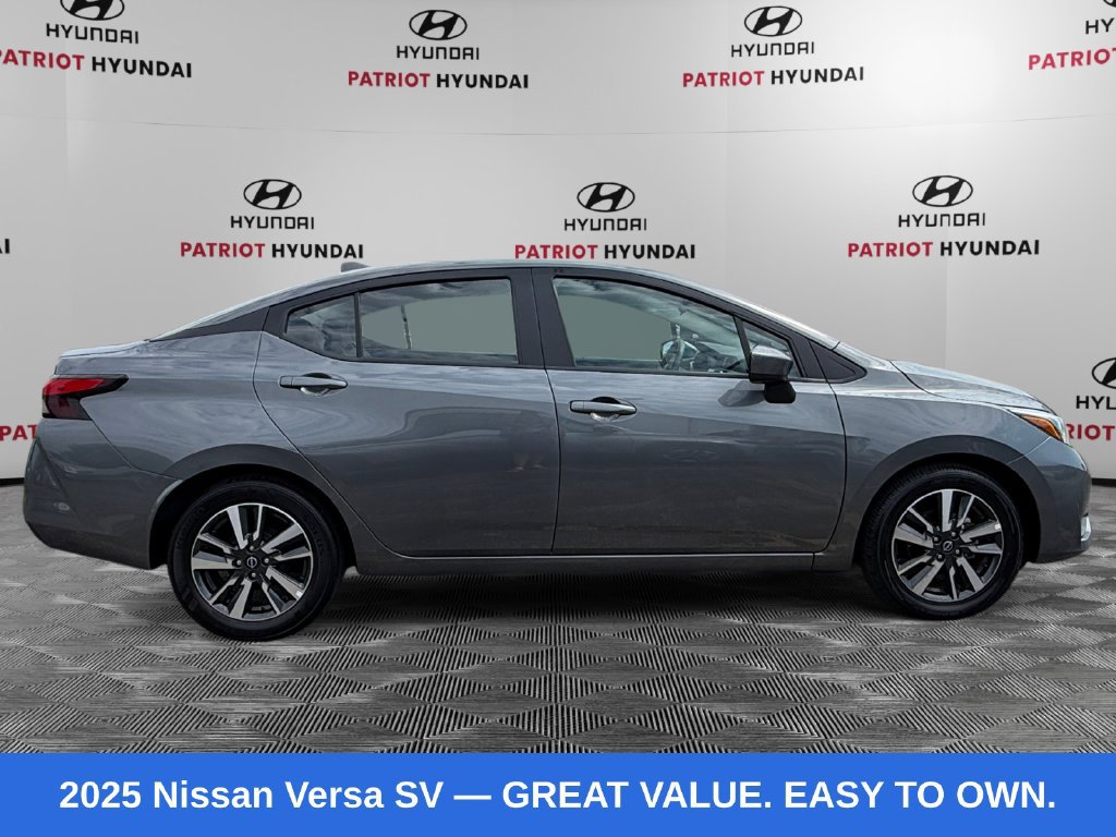 Used 2025 Nissan Versa SV FWD image 2