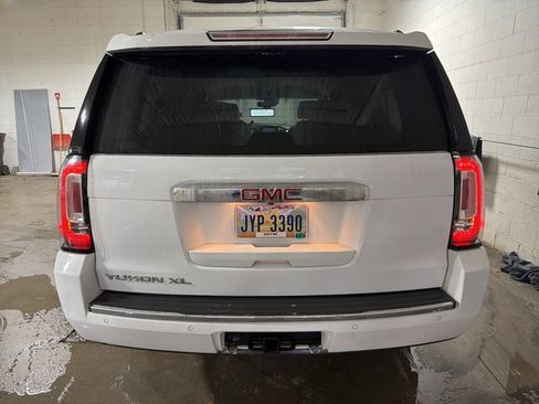 Used 2020 GMC Yukon XL Denali image 6