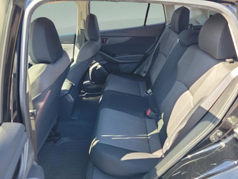 Used 2019 Subaru Crosstrek 2.0i w/ Eyesight System image 6