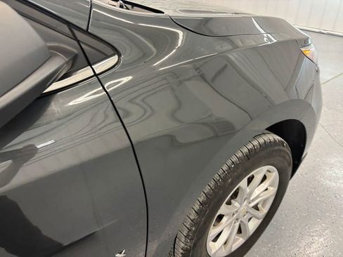 Used 2021 Chevrolet Equinox LT AWD/4WD image 24