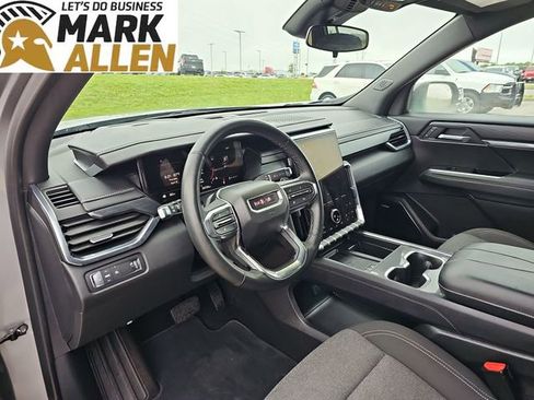 Used 2025 GMC Acadia Elevation FWD image 10