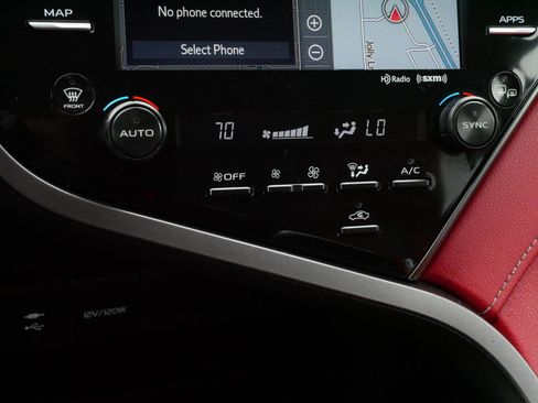 Used 2019 Toyota Camry XSE w/ Driver Assist Package FWD image 23