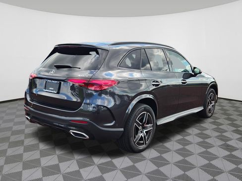 Used 2024 Mercedes-Benz GLC 300 4MATIC image 4