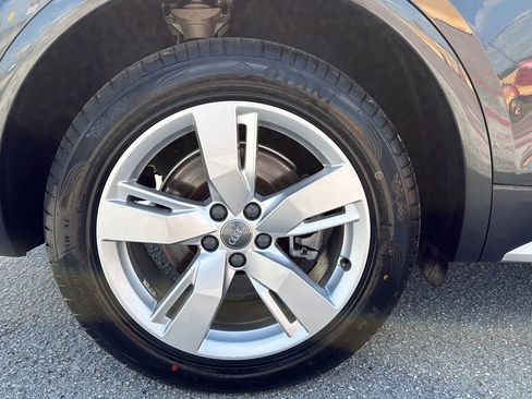 Used 2018 Audi Q5 2.0T Premium Plus w/ Premium Plus Package image 33