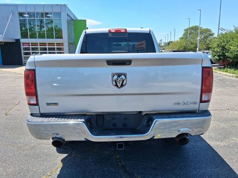 Used 2010 Dodge Ram 1500 Truck SLT w/ SLT Plus D←cor Group AWD/4WD image 8