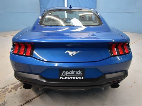 Used 2024 Ford Mustang Coupe image 31