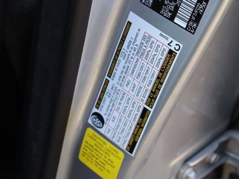 Used 2020 Toyota 4Runner TRD Off-Road AWD/4WD image 29