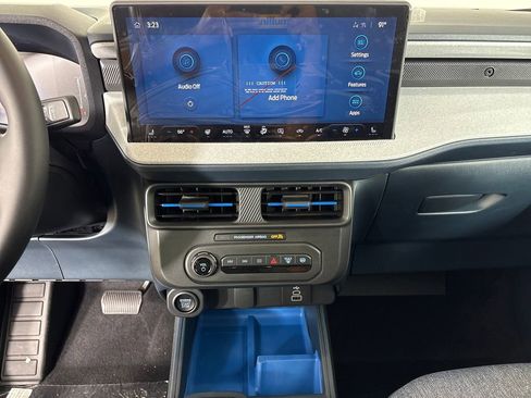 New 2026 Ford Maverick XLT w/ XLT Luxury Package FWD image 29