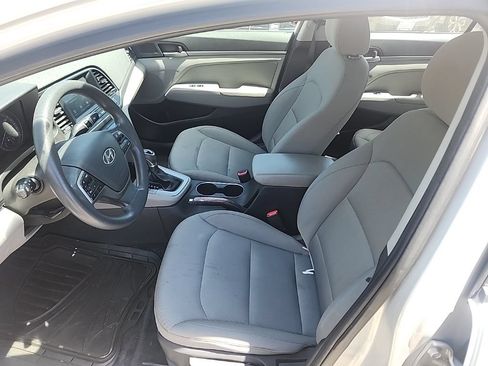 Used 2018 Hyundai Elantra SEL FWD image 8