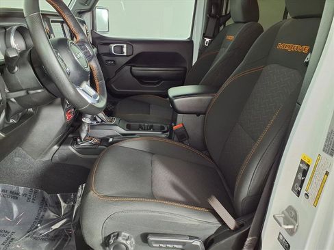 Used 2023 Jeep Gladiator Mojave w/ Cold Weather Group image 22