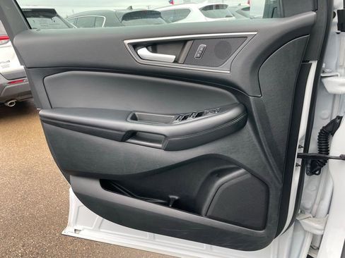 Used 2023 Ford Edge SEL image 51