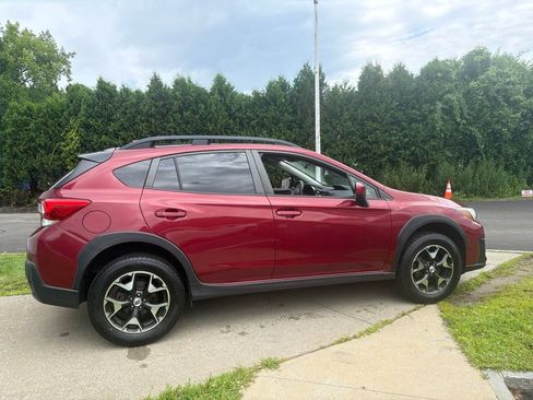 Used 2018 Subaru Crosstrek 2.0i Premium AWD/4WD image 9