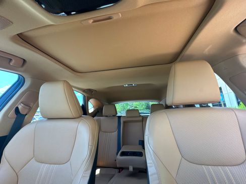 Used 2024 Lexus NX 250 FWD w/ Cold Area Package image 32