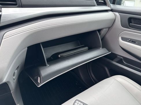 Used 2019 Honda Odyssey EX-L image 24