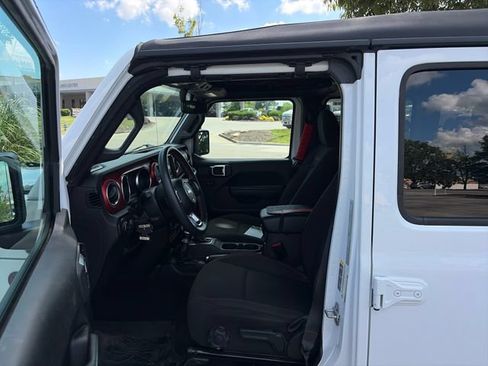 Used 2023 Jeep Wrangler Unlimited Rubicon w/ Xtreme 35 Tire Package AWD/4WD image 14