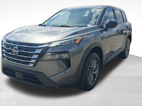 Used 2024 Nissan Rogue S AWD/4WD image 7