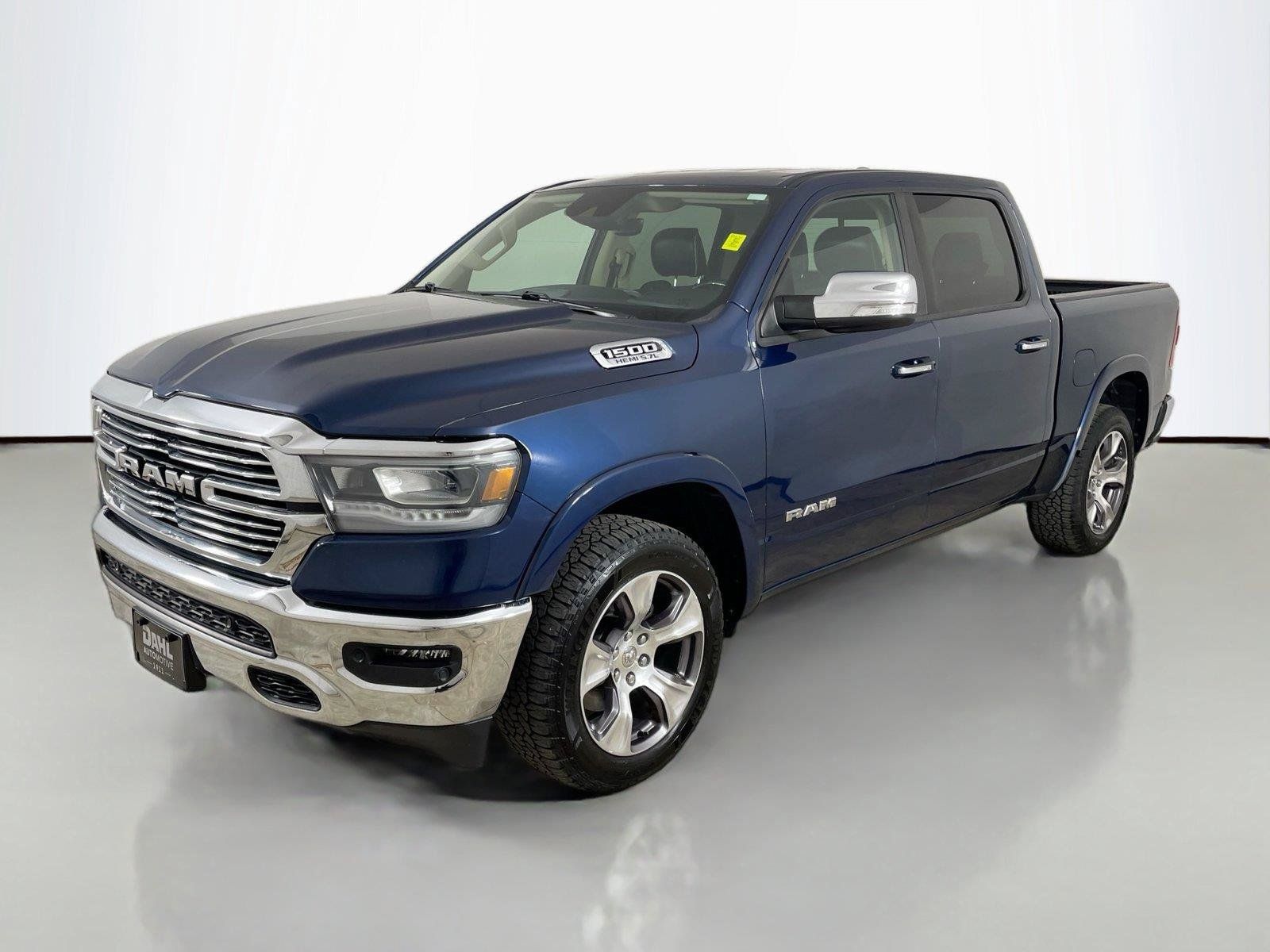 Used 2021 RAM 1500 Laramie AWD/4WD image 3