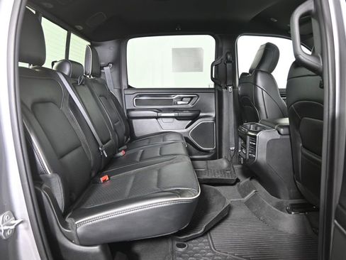 Used 2022 RAM 1500 Laramie AWD/4WD image 17