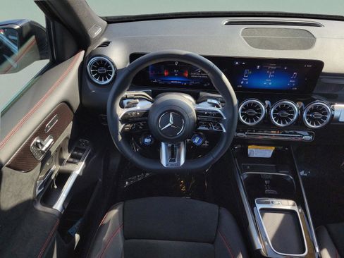 New 2025 Mercedes-Benz GLB 35 AMG 4MATIC image 10