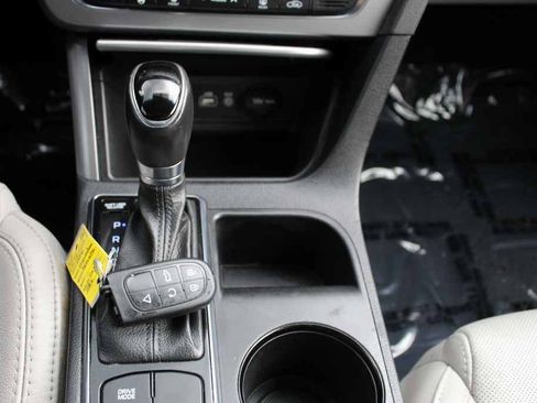 Used 2016 Hyundai Sonata Limited w/ Option Group 04 FWD image 25