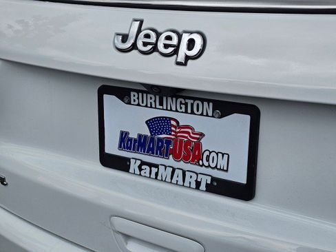 Certified 2025 Jeep Compass Limited AWD/4WD image 16