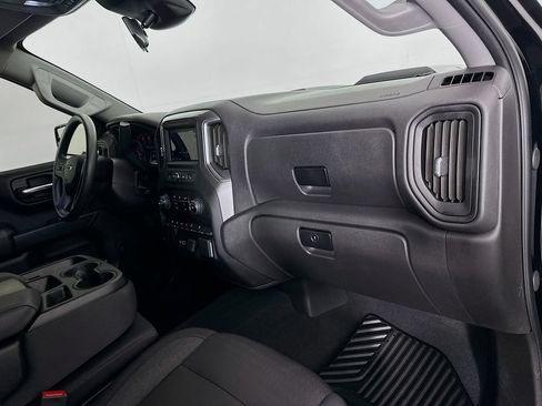 Used 2025 Chevrolet Silverado 1500 Custom Trail Boss w/ LPO, Dark Essentials Package AWD/4WD image 28
