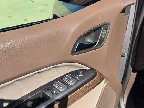 Certified 2021 GMC Canyon Denali image 12