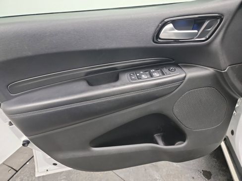 Used 2021 Dodge Durango SXT image 13