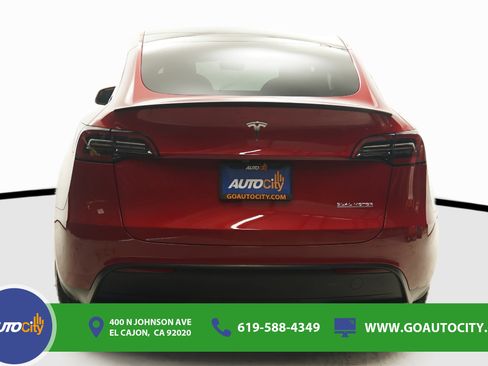 Used 2023 Tesla Model Y Performance AWD/4WD image 12