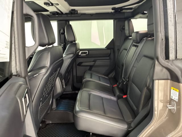Used 2025 Ford Bronco Badlands AWD/4WD image 18