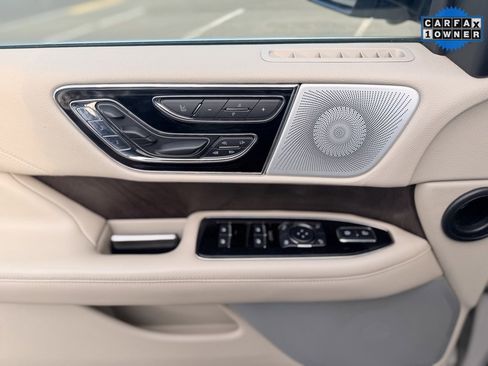 Used 2020 Lincoln Navigator L Reserve w/ Luxury Package image 22