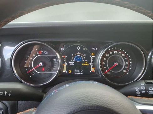 Used 2021 Jeep Wrangler Unlimited Rubicon w/ Trailer Tow Package AWD/4WD image 34