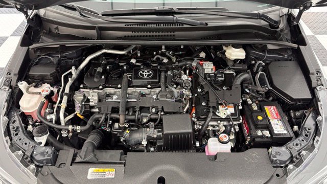 Used 2025 Toyota Corolla LE FWD image 9