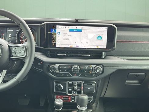 New 2026 Jeep Gladiator Rubicon AWD/4WD image 18