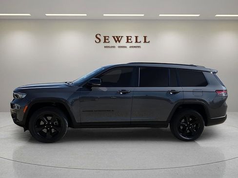 Used 2024 Jeep Grand Cherokee L Altitude AWD/4WD image 2