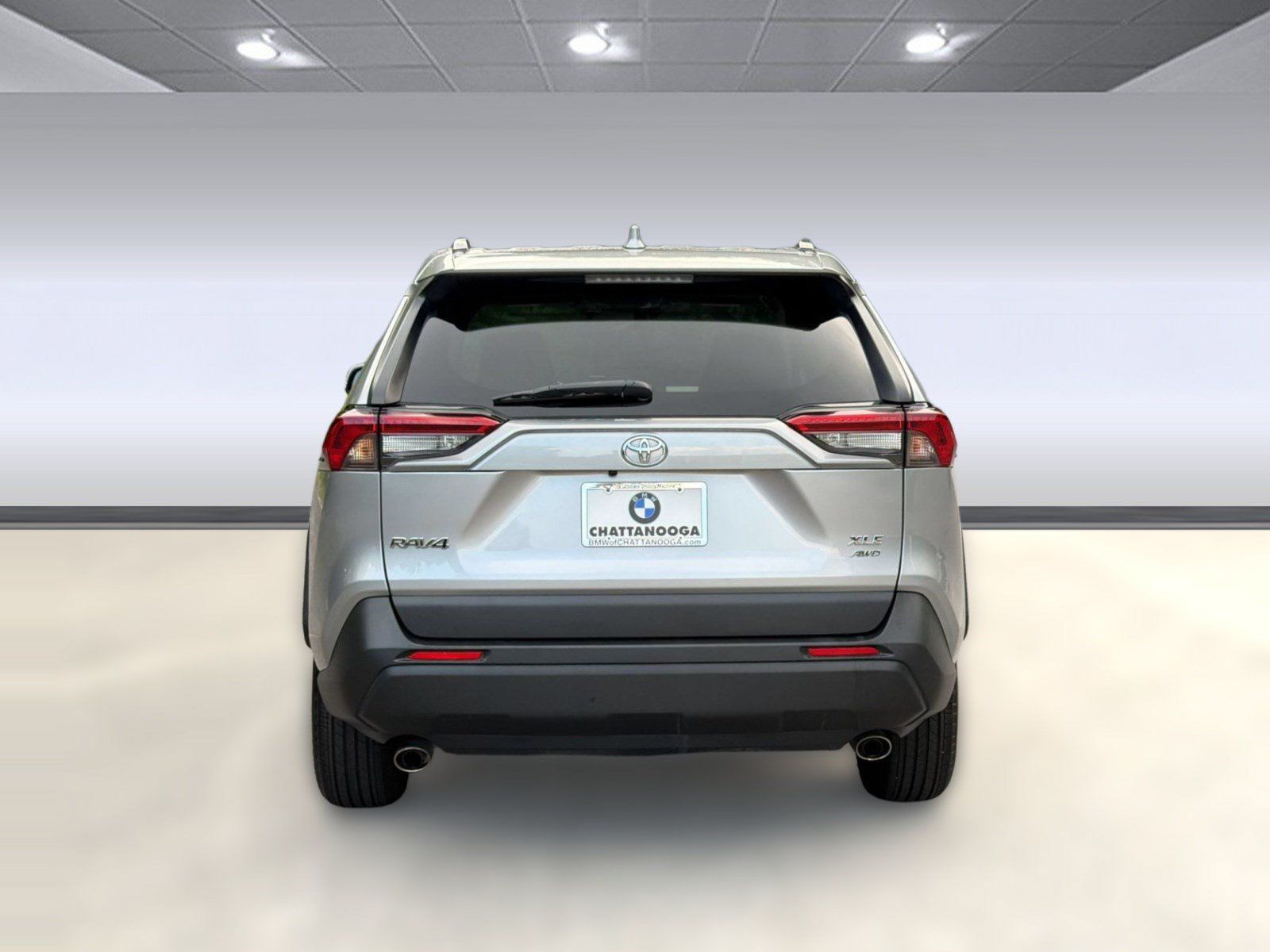 Used 2022 Toyota RAV4 XLE w/ Convenience Package AWD/4WD image 10