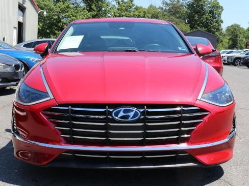 Used 2020 Hyundai Sonata SE w/ Cargo Package FWD image 2